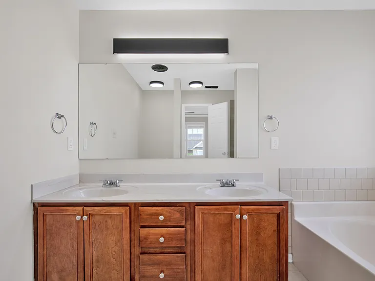 5020 Windflower Dr — Photo 22