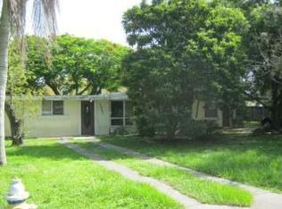 3945 Belmont St, Fort Myers, FL 33916