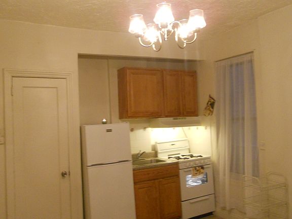 2nd image of 94 Hamilton Pl APT 3E