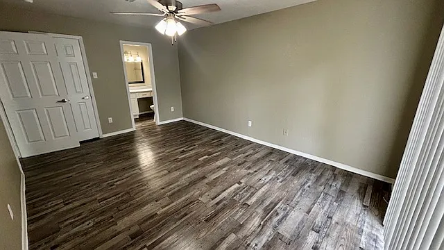 Autumn Creek Apartments — Photo 13