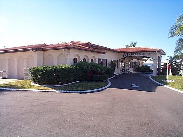 Unit 4 Clubhouse
