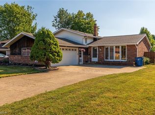 252 Saint Lawrence Blvd, Eastlake, OH 44095