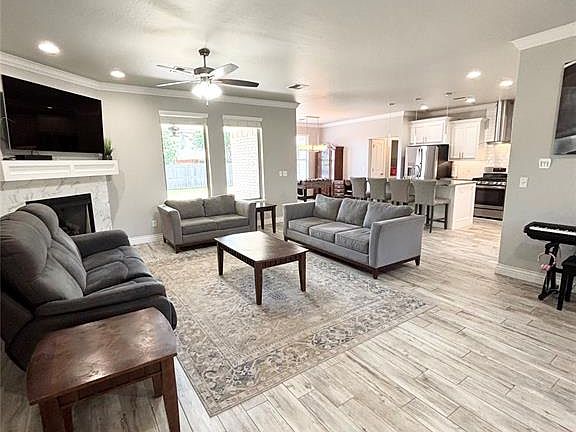2nd image of 1012 Northridge Blvd