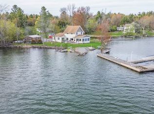 45586 Lois Ln, Wellesley Island, NY 13640