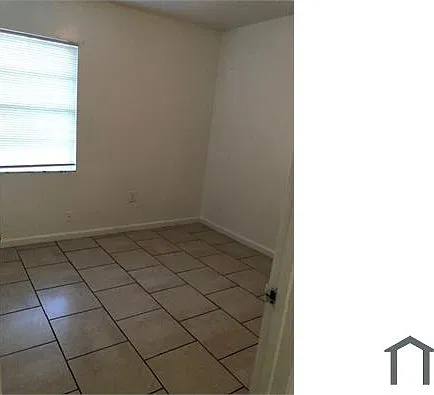 3 bed, 900 sqft, $1,900 — Photo 3