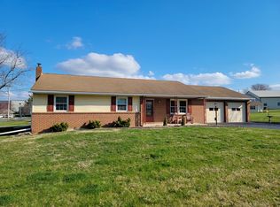 125 Sunset Rd, New Holland, PA 17557