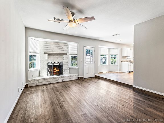 5th image of 13864 S Fern St