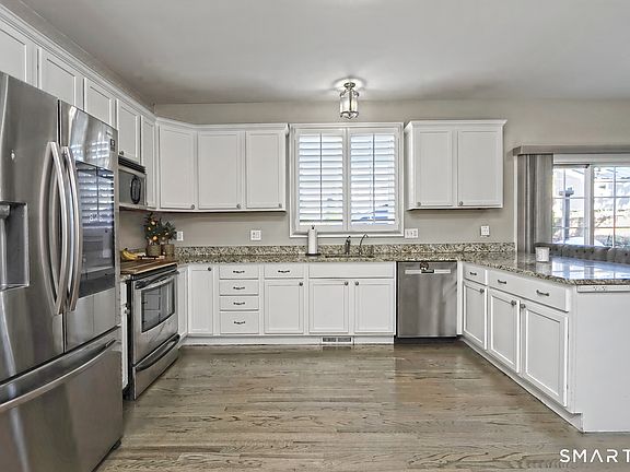 3rd image of 40 Griswold Street