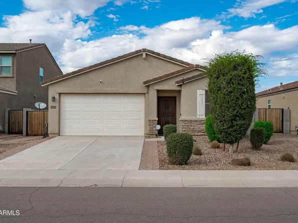 272 W SATINKA Drive, San Tan Valley, AZ 85140