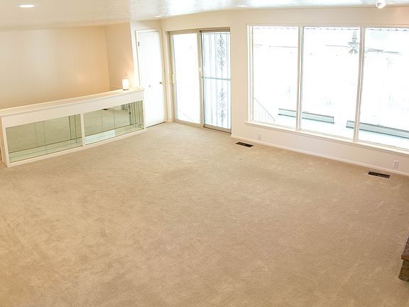 3rd image of 3064 E Cruise Way