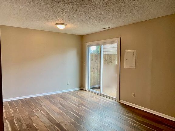 4th image of 1342 River Birch Run S
