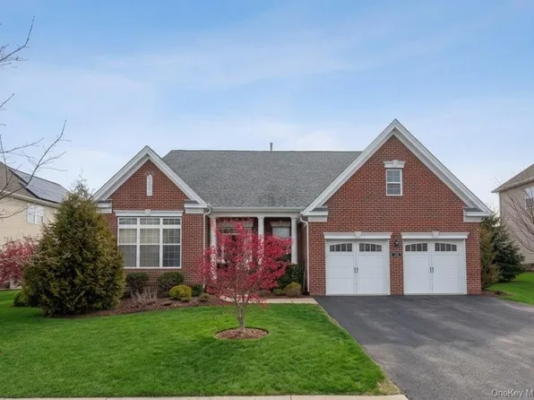 13 Tompkins Lane, Hopewell Junction, NY 12533