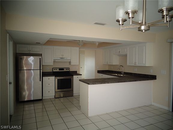 5th image of 609 Jefferson Dr