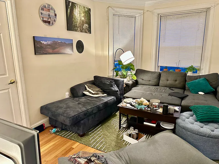 73 Thatcher St #302 — Photo 2
