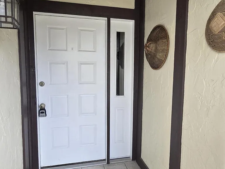 816 Greenwood Manor Cir #10 — Photo 10
