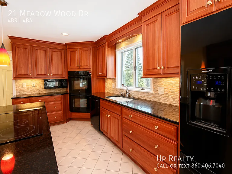 21 Meadow Wood Dr — Photo 10