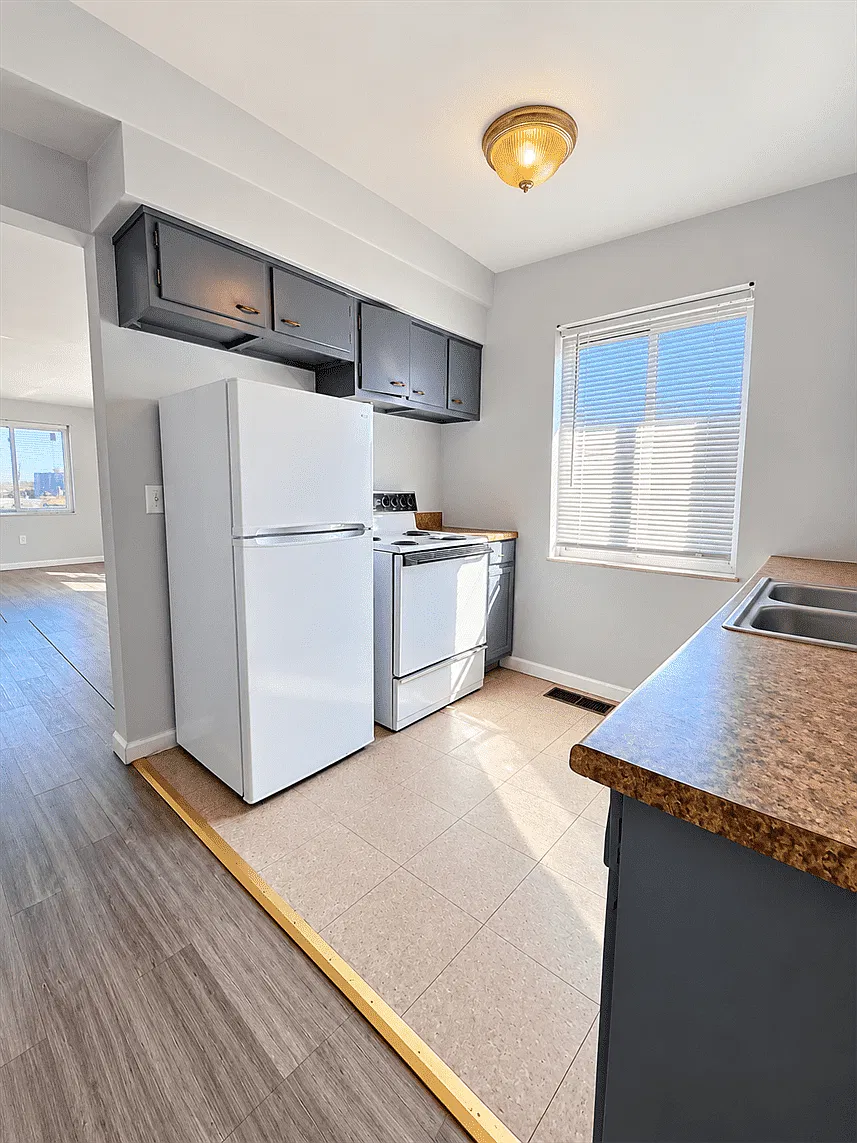 1 bed, 900 sqft, $850 — Photo 2
