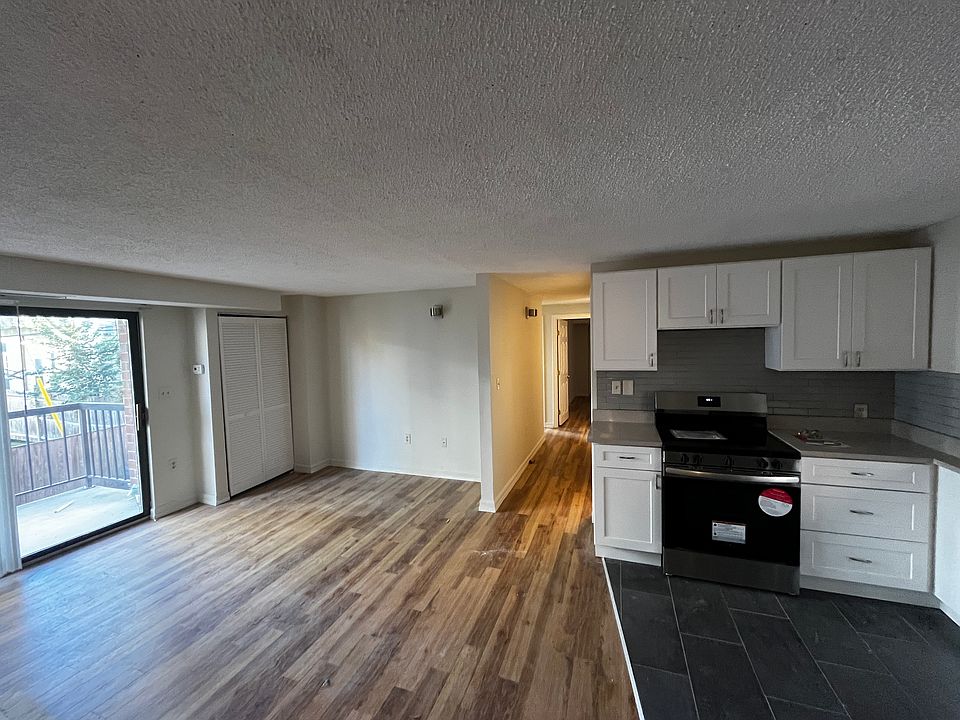 1st image of 9 Elmer St #205