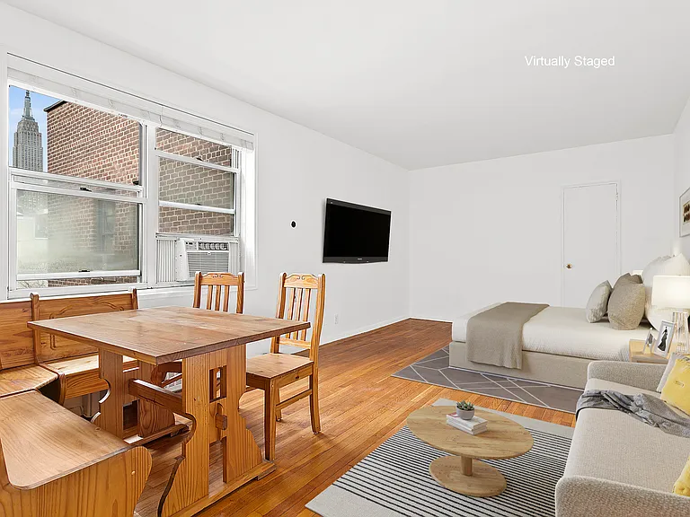 350 E 30th St #6Y — Photo 1