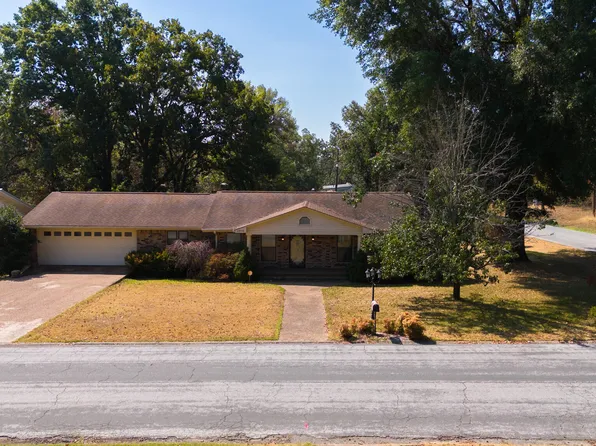 3010 Alice Dr, Batesville, AR 72501