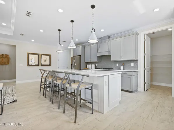 10940 TOWN VIEW Drive, Jacksonville, FL 32256