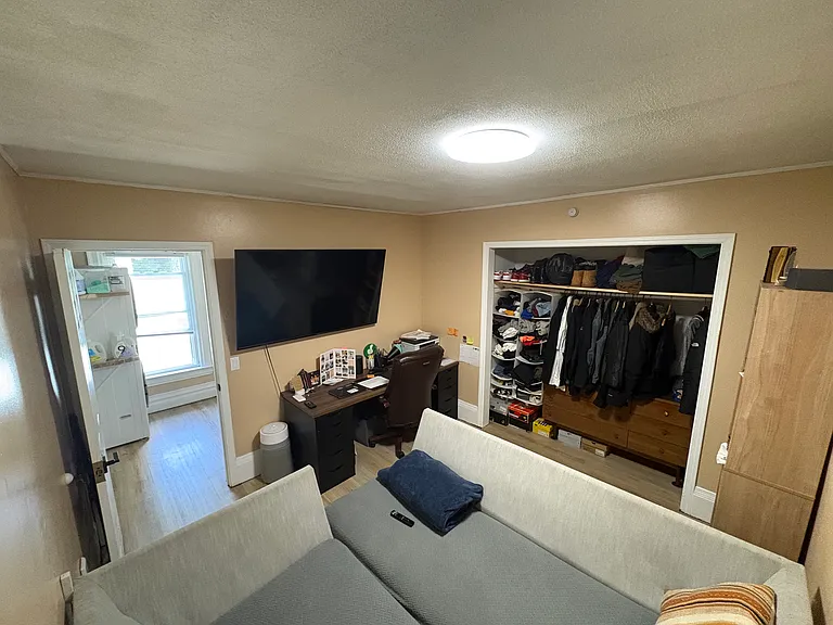 49 Gregory St #49 — Photo 28