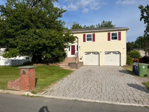 16 Beth Pl, Middletown, NY 10940