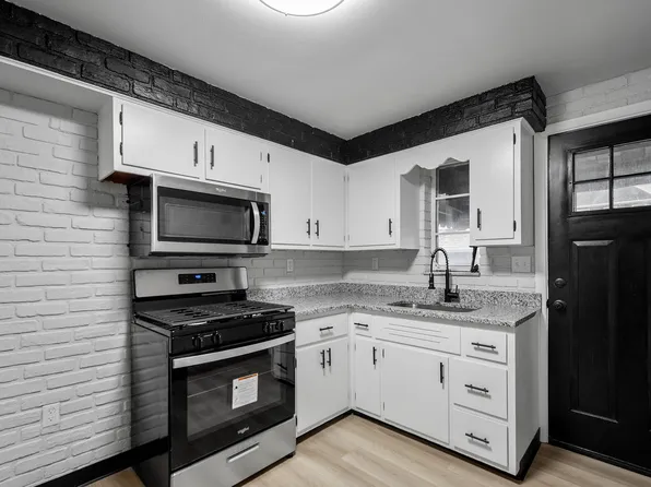 837 Woodward Ave, Mc Kees Rocks, PA 15136