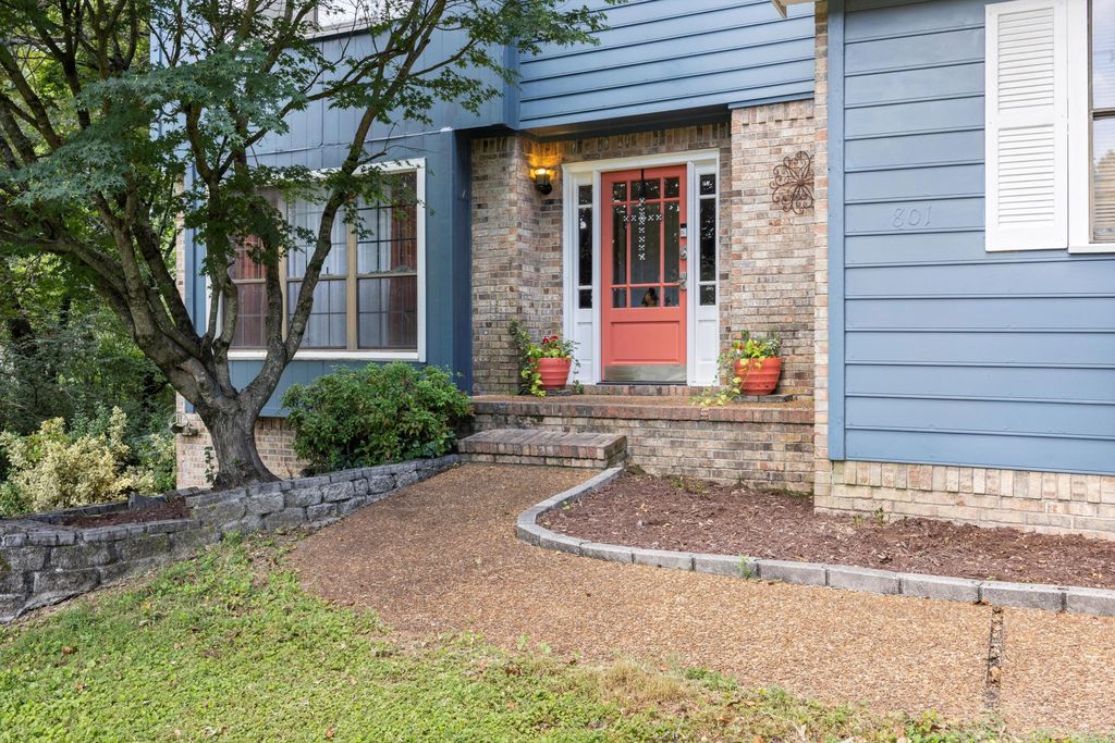 801 Susan Carol Ln, Chattanooga, TN - View 2