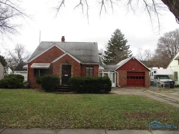 805 Cuthbert Rd, Toledo, OH 43607