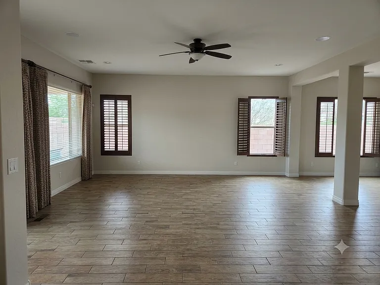 2364 E Susan Dr — Photo 19