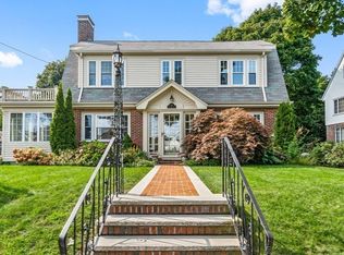 24 Pine Ridge Rd, Medford, MA 02155
