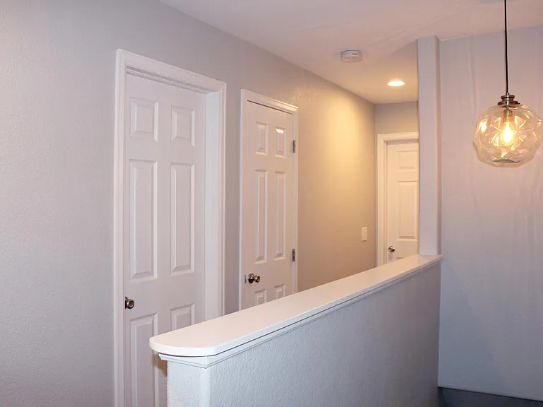 Oakcrest Cir — Photo 21