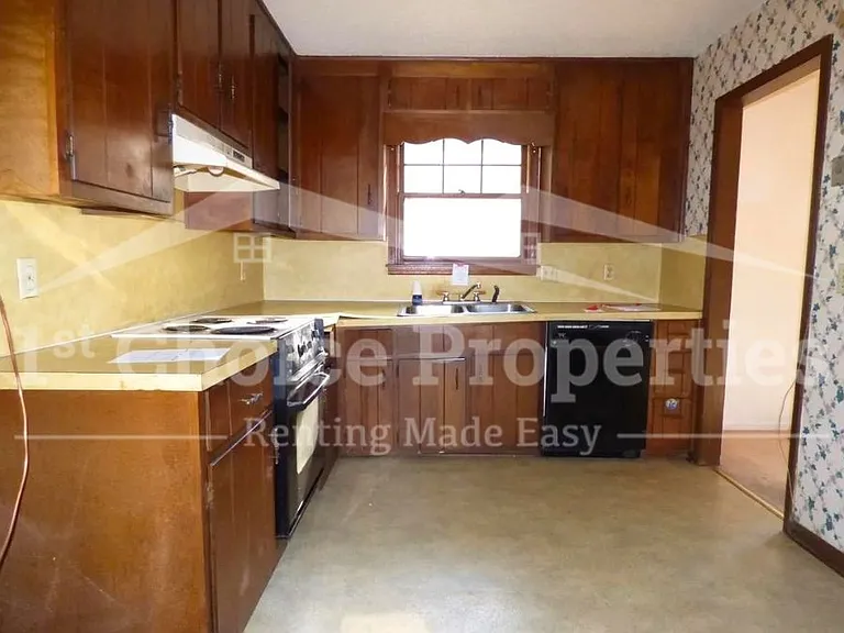 525 15th Ct NW — Photo 3