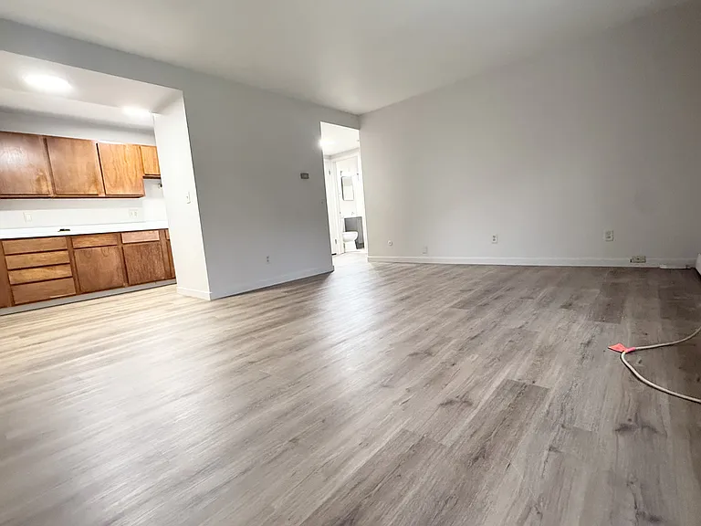 2080 Allen Blvd #7 — Photo 4