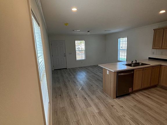 2nd image of 6121 Collins Rd #248