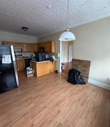 2nd image of 27 High St #1