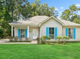 11 Adrienne St, Madisonville, LA 70447