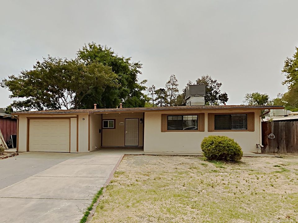 1st image of 405 Dudley Dr