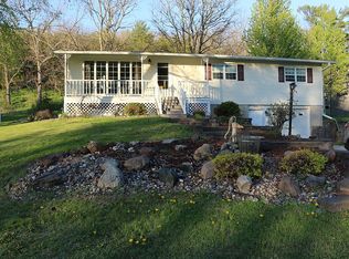 800 Auburn Ave S, Lanesboro, MN 55949