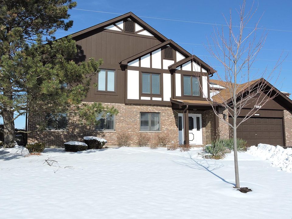 1st image of 9844 Terrace Ct W APT E1