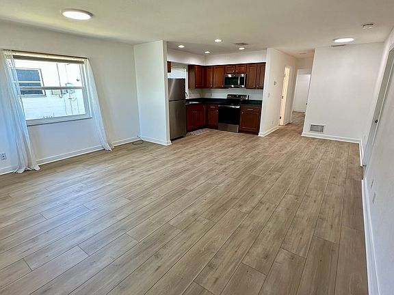 5th image of 3612 15th St N