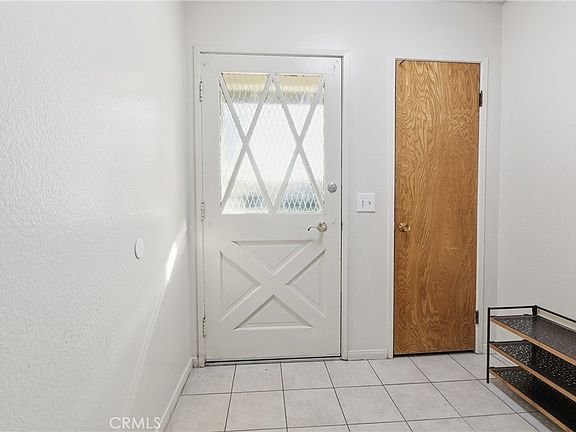 4th image of 41272 Mayberry Ave