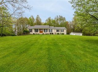 5262 Rootstown Rd, Ravenna, OH 44266