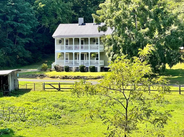 160 Husky Rd, Bryson City, NC 28713