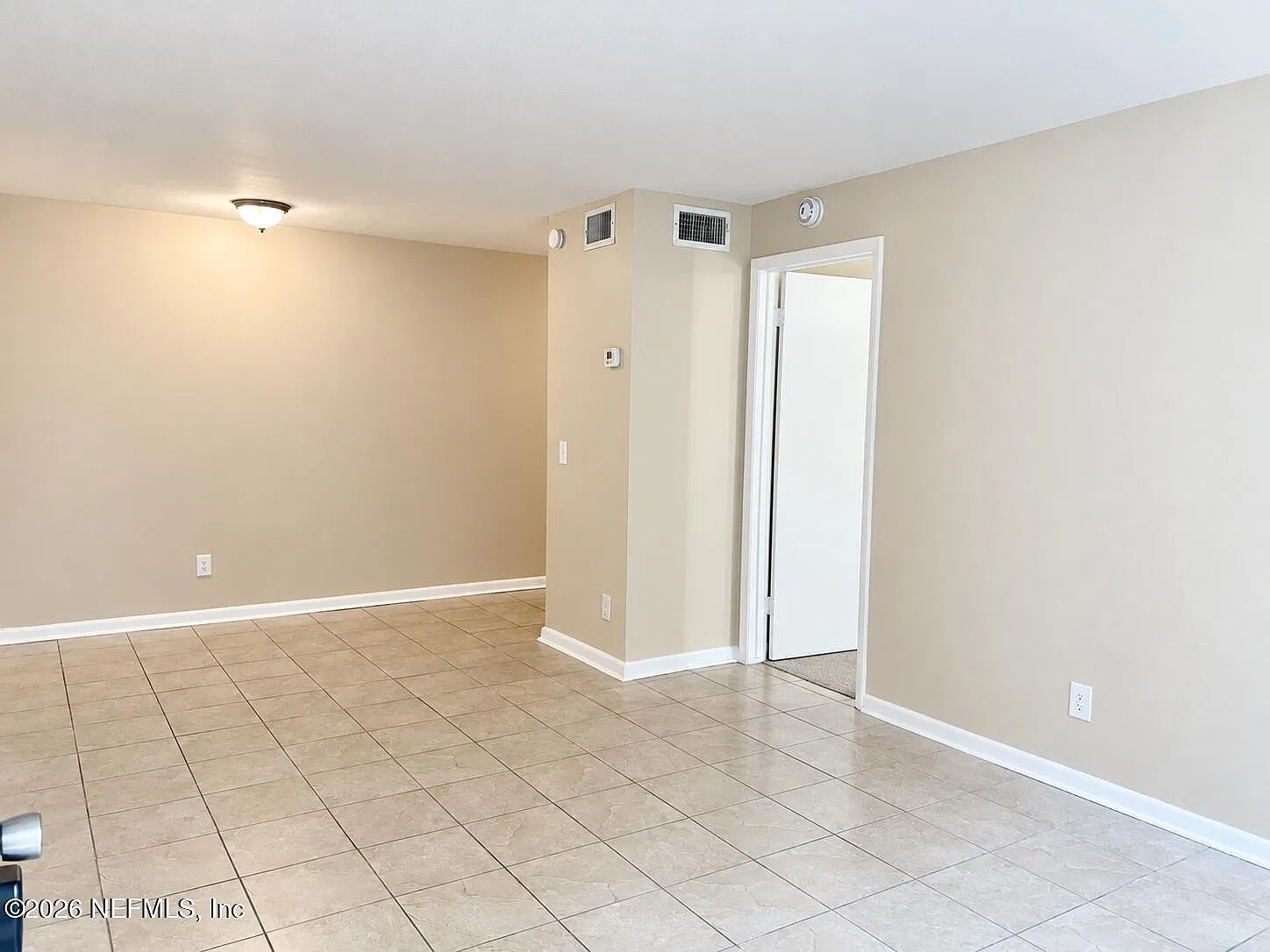 3212 Herschel St — Photo 3
