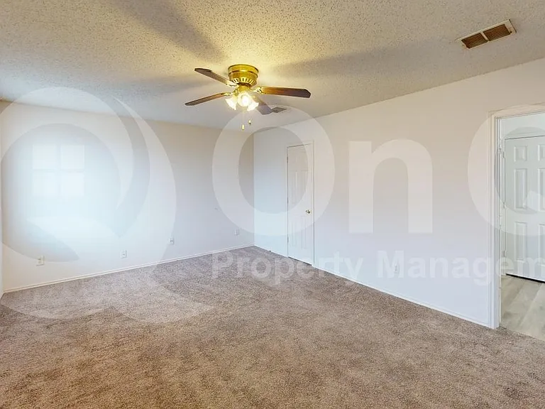 603 Ambarella St — Photo 11