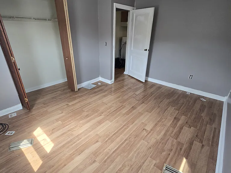 1216 E Main St #1/2 — Photo 14