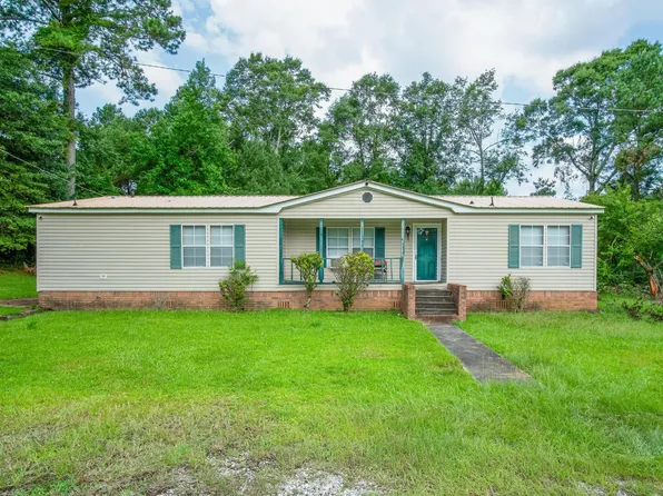 3635 Highway 15, Louin, MS 39338