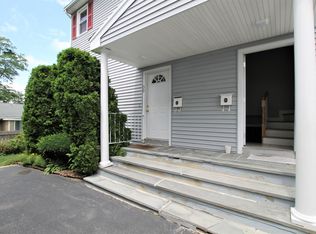 37 Harmony Dr, Providence, RI 02909